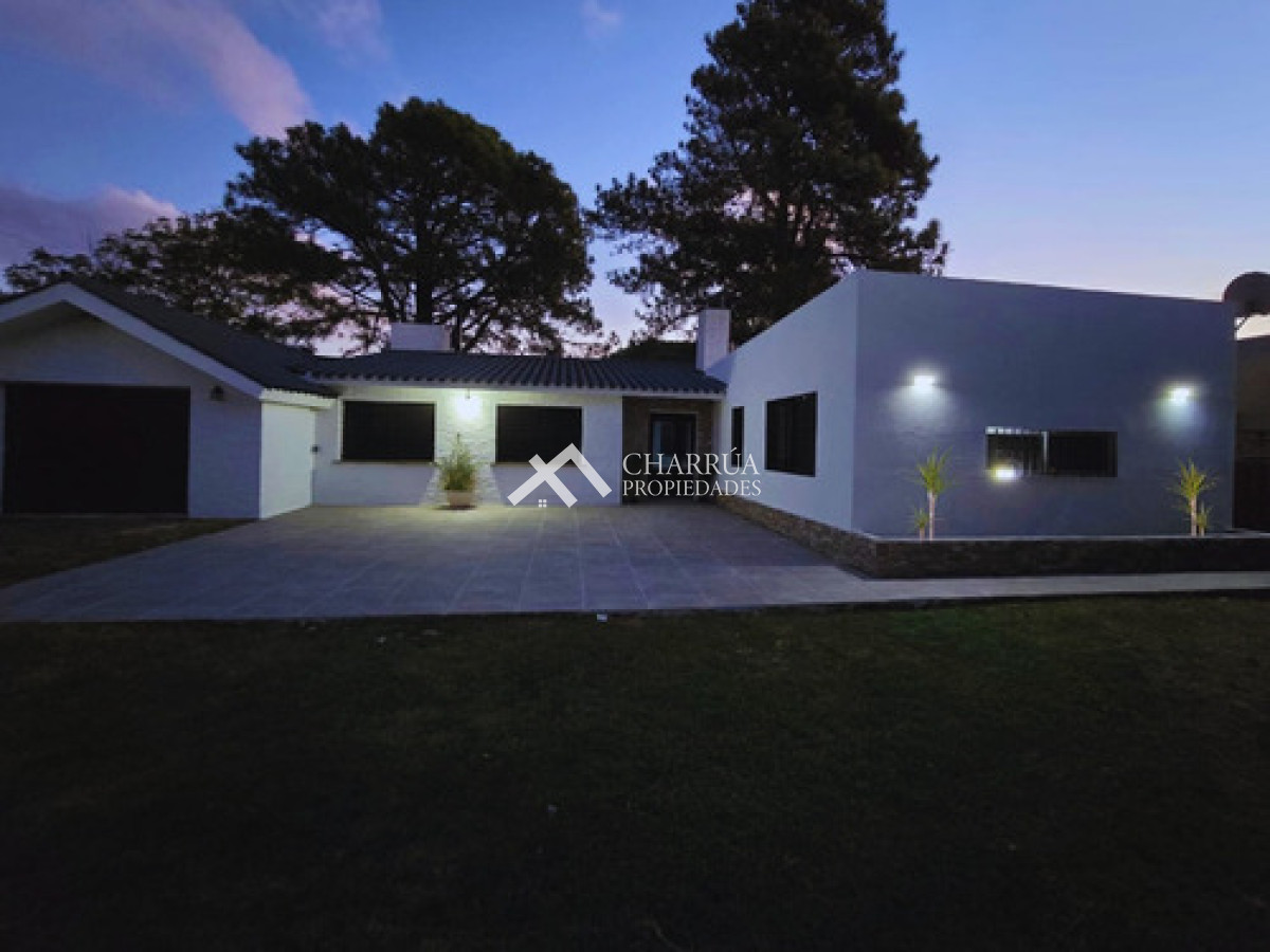Casa ID.83 - Venta Casa 5 dormitorios, Ciudad De La Costa