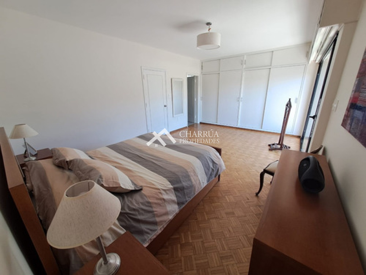 Casa ID.69 - Alquiler Casa Moderna 5 Dormitorios, Punta Gorda