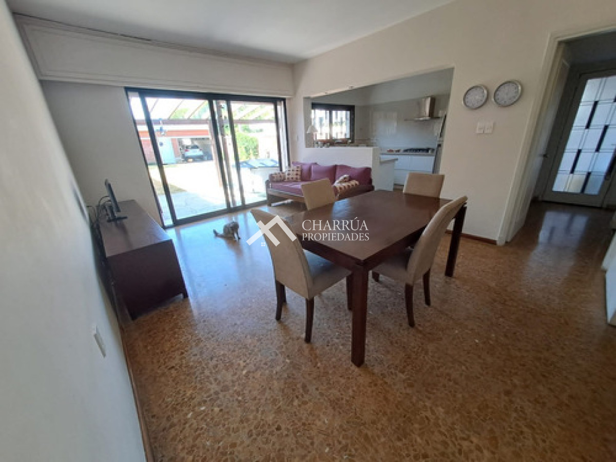 Casa ID.69 - Alquiler Casa Moderna 5 Dormitorios, Punta Gorda