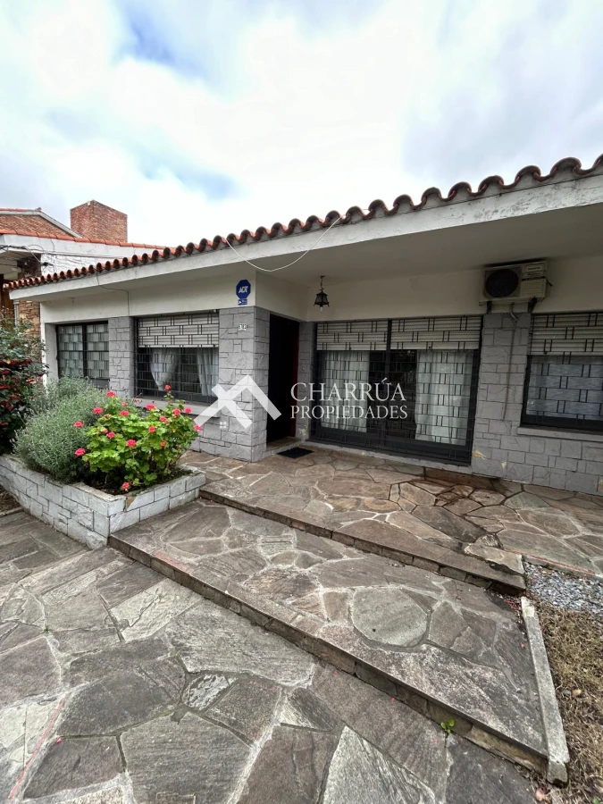 Casa ID.92 - Alquiler casa de 3 Dormitorios, Buceo