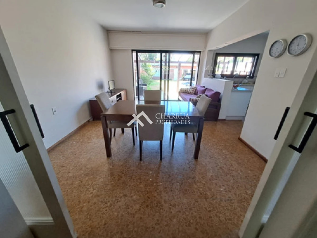 Casa ID.69 - Alquiler Casa Moderna 5 Dormitorios, Punta Gorda