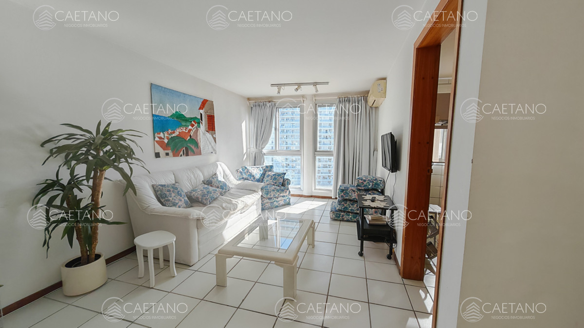 Apartamento penthouse en venta 2 dormitorios en Punta del este  - DMC17099A