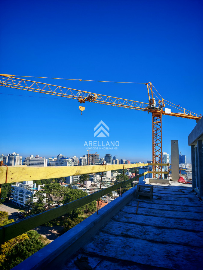 Apartamento ID.5561 - Venta Apartamento de 1 dormitorio en Punta del este View 2 con amenities