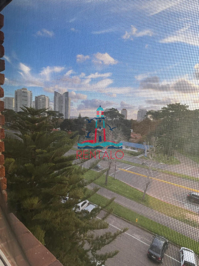 Apartamento ID.596 - Apartamento anual de 2 dormitorios Punta del este 