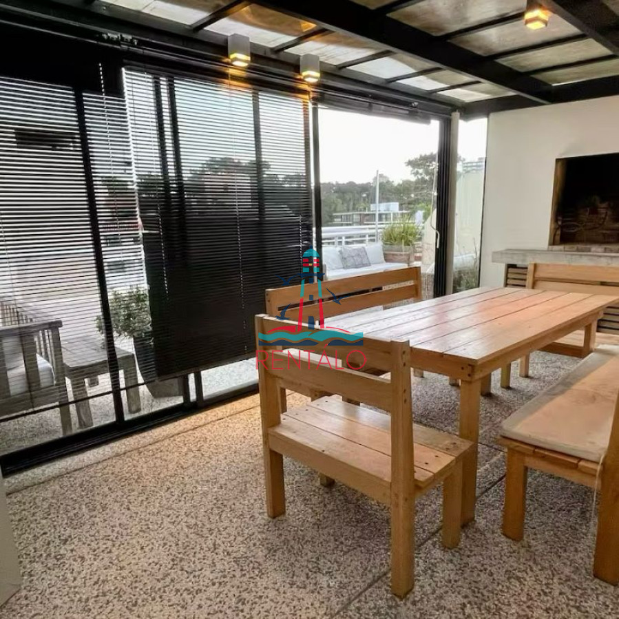 Apartamento ID.445 - Alquiler anual en Punta del este de 2 dormitorios 