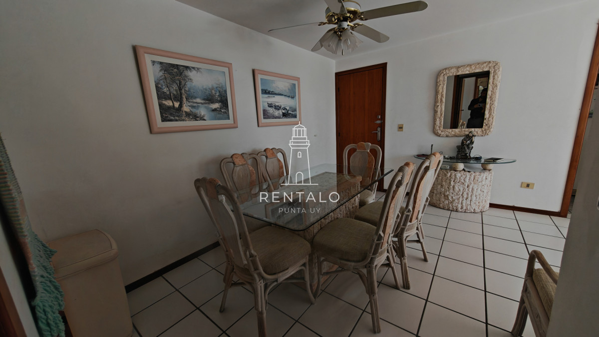 Apartamento ID.892 - Apartamento en venta de 2 dormitorios en punta del este con vista al mar 