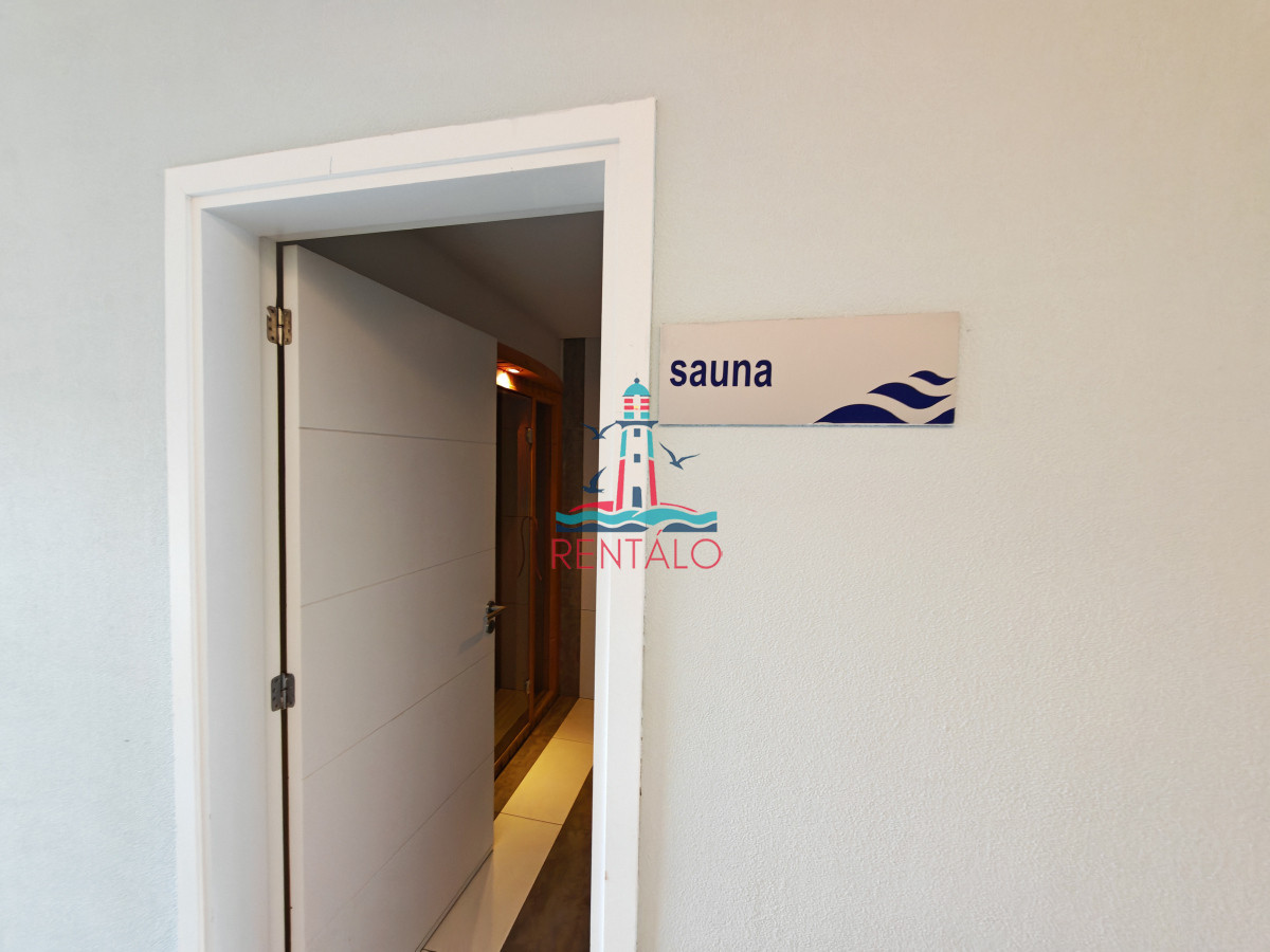 Apartamento ID.403 - Apartamento en venta en Punta del Este de 2 dormitorios y medio y dos baños oportunidad en punta del este 