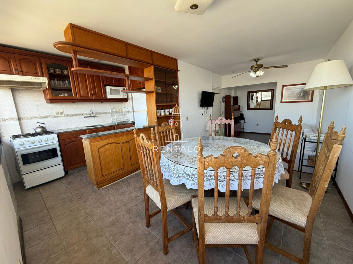 Apartamento ID.903 - Apartamento en venta de 2 dormitorios en Punta del este con garaje OPORTUNIDAD