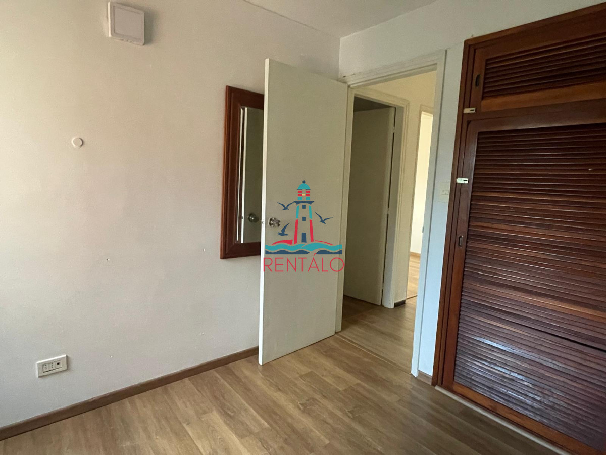 Apartamento ID.596 - Apartamento anual de 2 dormitorios Punta del este 