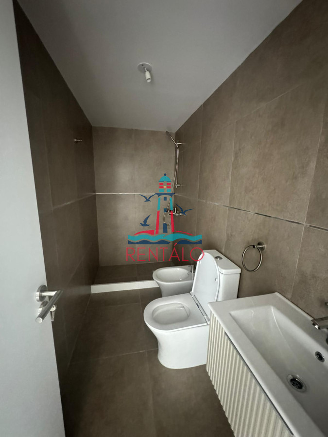 Apartamento ID.533 - Alquiler anual de 2 dormitorios en Punta del este
