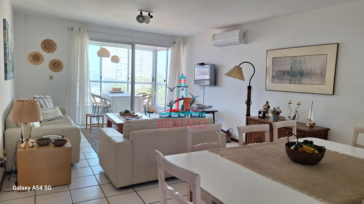 Apartamento ID.538 - Alquiler de temporada en Punta del este 3 dormitorios 