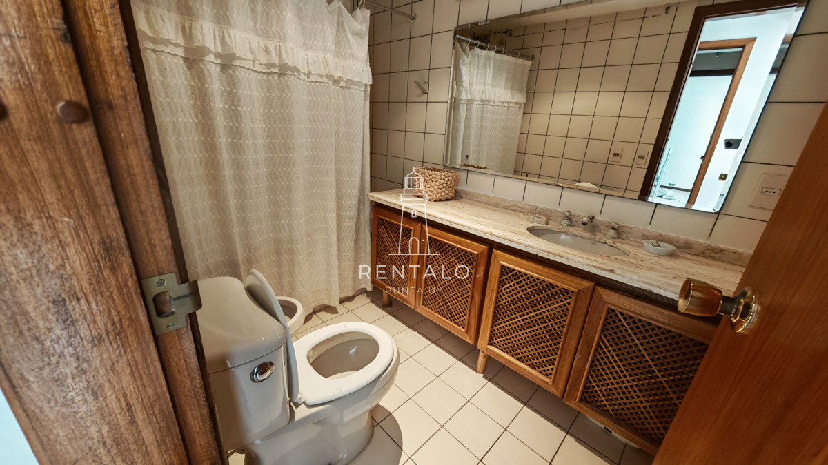 Apartamento ID.883 - Apartamento penthouse en venta 2 dormitorios en Punta del este 