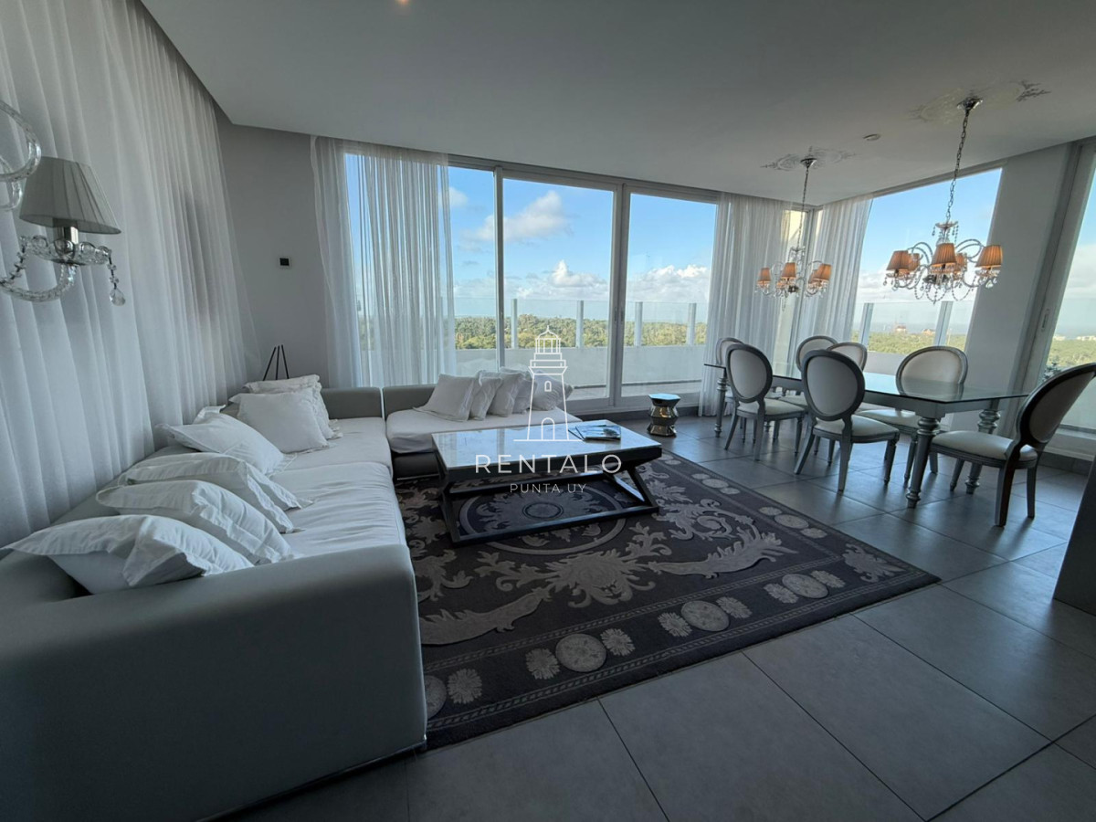 Apartamento ID.1012 - Penthouse en venta de 3 dormitorios en Punta del este oportunidad