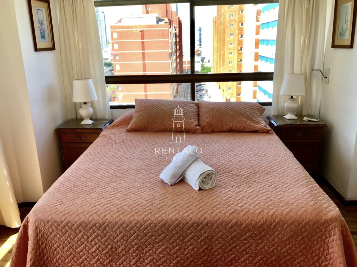 Apartamento ID.840 - Alquiler temporal de 3 dormitorios con vista al mar en Punta del este 