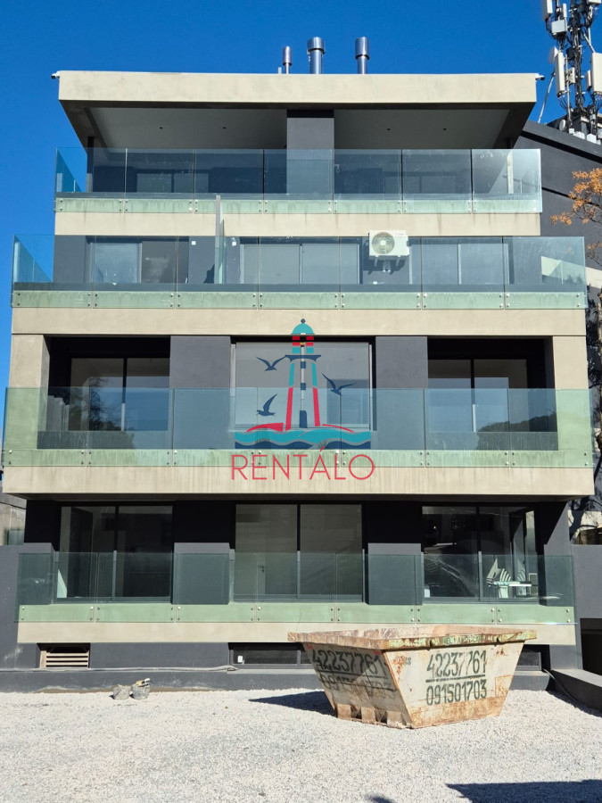 Apartamento ID.533 - Alquiler anual de 2 dormitorios en Punta del este
