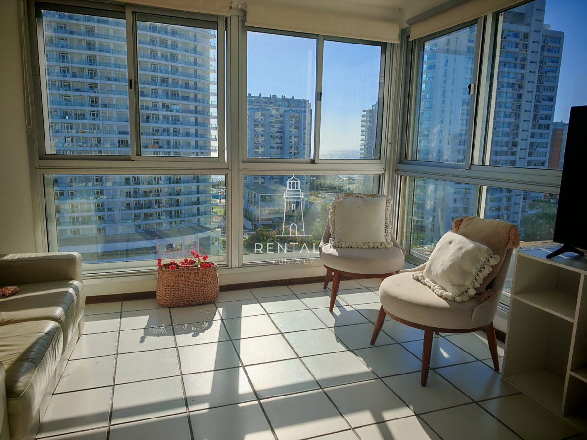 Apartamento ID.863 - En venta apartamento penthouse 3 dormitorios en Punta del este playa mansa parada 5 