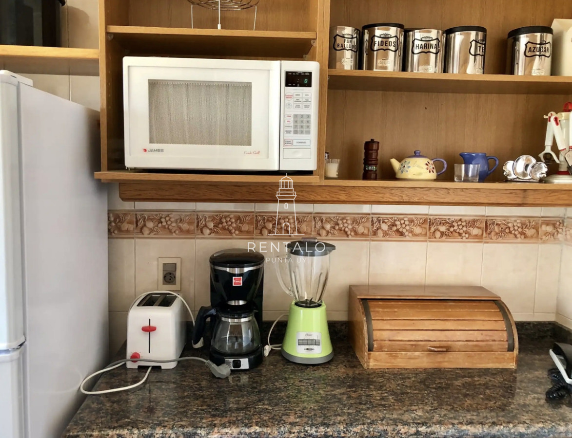 Apartamento ID.840 - Alquiler temporal de 3 dormitorios con vista al mar en Punta del este 