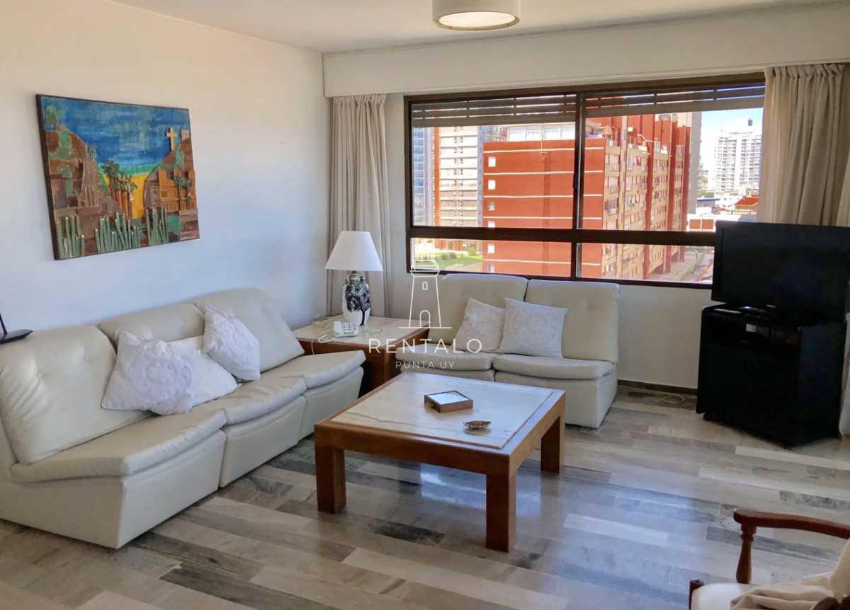 Apartamento ID.840 - Alquiler temporal de 3 dormitorios con vista al mar en Punta del este 