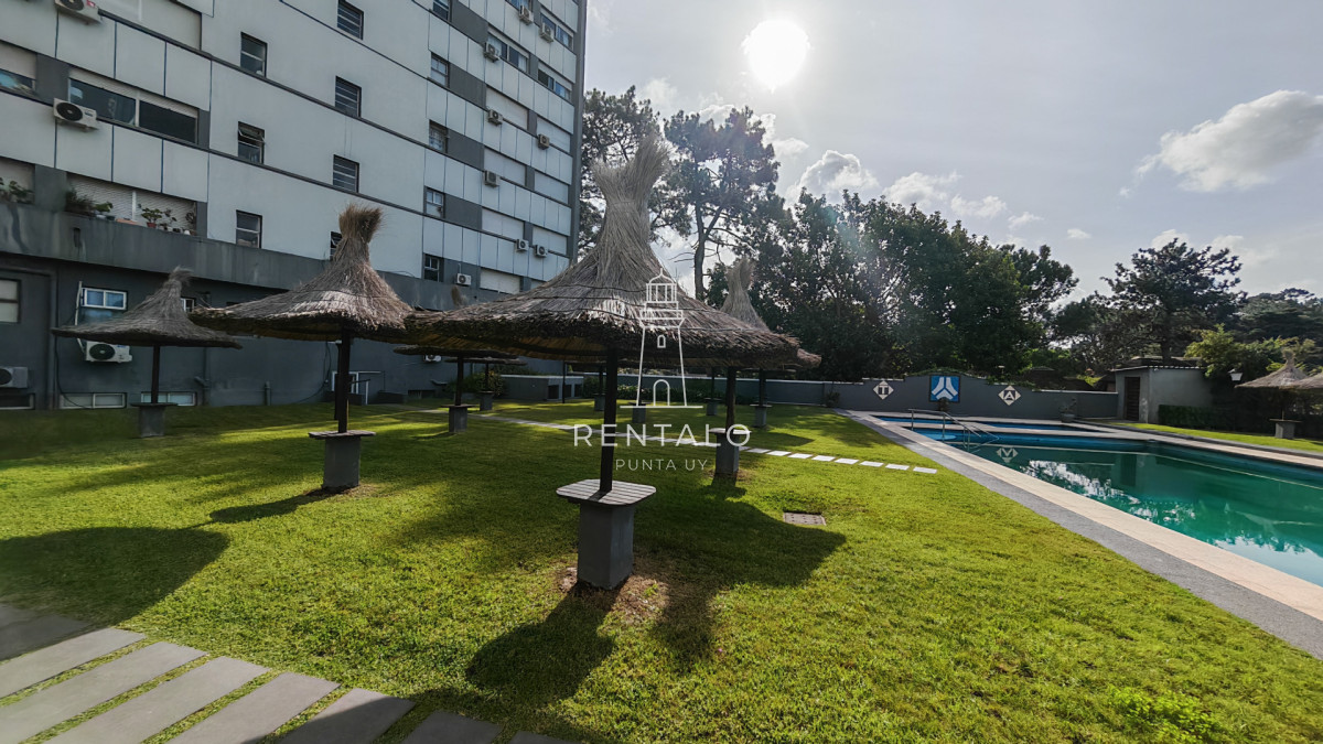 Apartamento ID.1095 - Apartamento penthouse en venta de 2 dormitorios 3 baños en Punta del este oportunidad