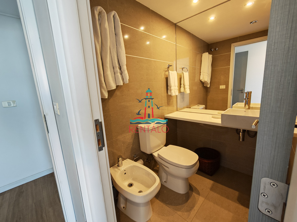 Apartamento ID.448 - Apartamento en venta en Punta del este de 2 dormitorios 