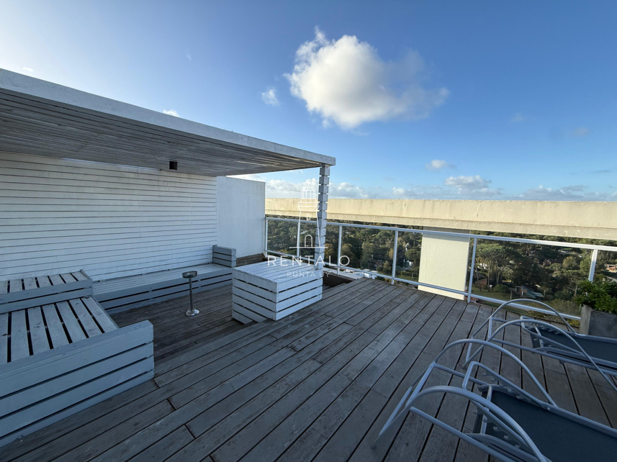 Apartamento ID.1012 - Penthouse en venta de 3 dormitorios en Punta del este oportunidad