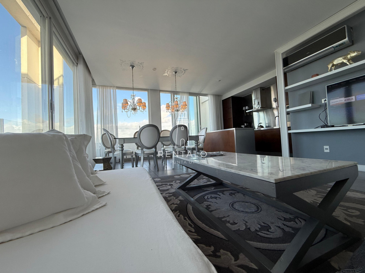 Apartamento ID.1012 - Penthouse en venta de 3 dormitorios en Punta del este oportunidad
