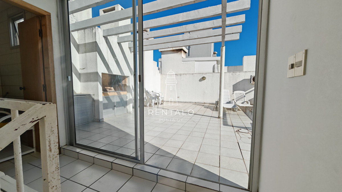 Apartamento ID.883 - Apartamento penthouse en venta 2 dormitorios en Punta del este 