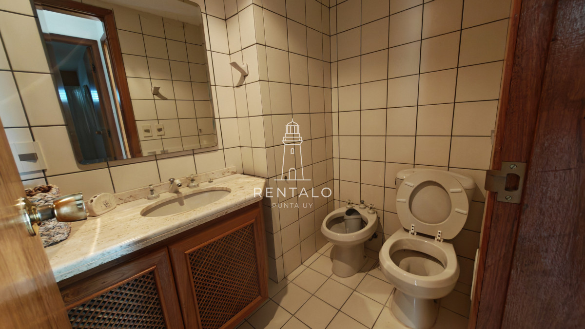 Apartamento ID.883 - Apartamento penthouse en venta 2 dormitorios en Punta del este 