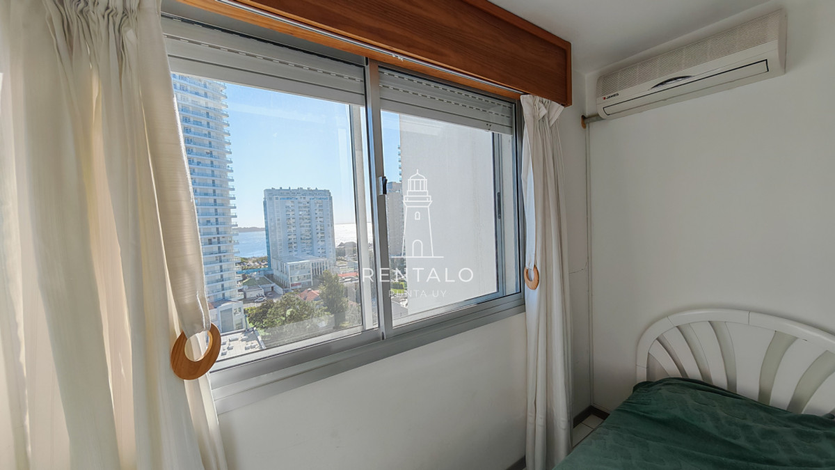 Apartamento ID.883 - Apartamento penthouse en venta 2 dormitorios en Punta del este 