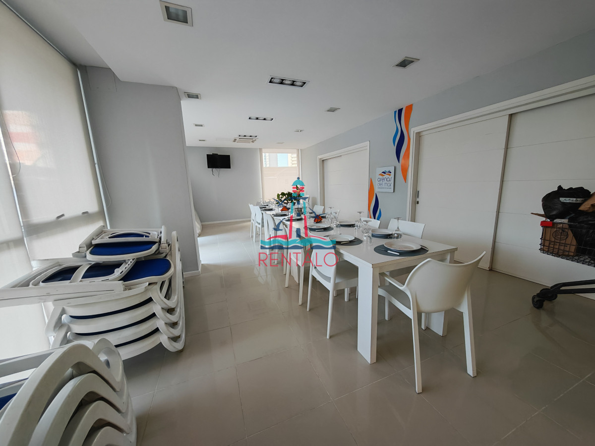 Apartamento ID.403 - Apartamento en venta en Punta del Este de 2 dormitorios y medio y dos baños oportunidad en punta del este 