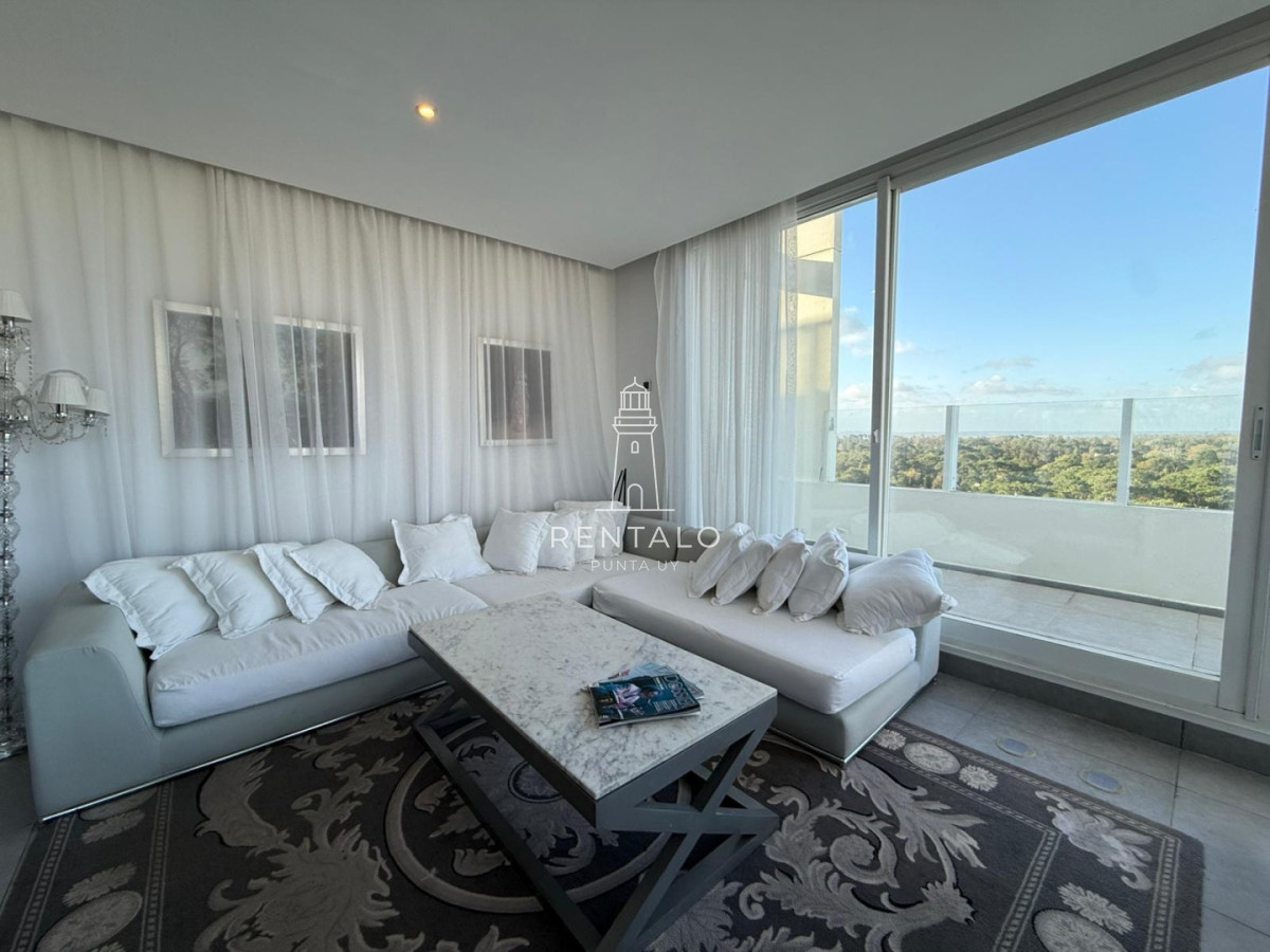 Apartamento ID.1012 - Penthouse en venta de 3 dormitorios en Punta del este oportunidad