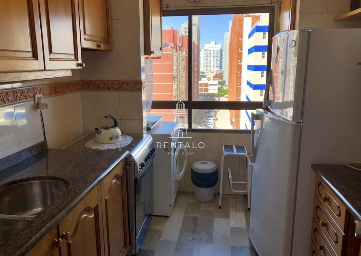 Apartamento ID.840 - Alquiler temporal de 3 dormitorios con vista al mar en Punta del este 