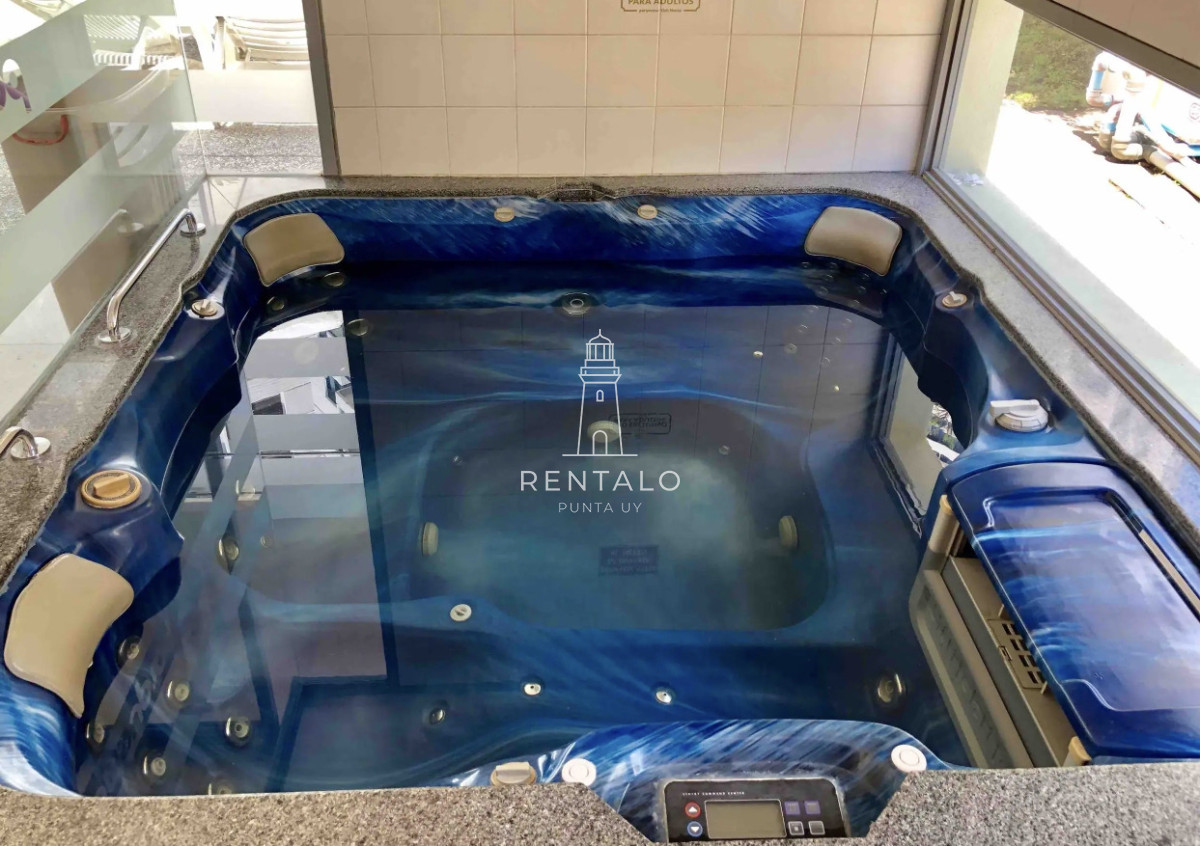 Apartamento ID.840 - Alquiler temporal de 3 dormitorios con vista al mar en Punta del este 