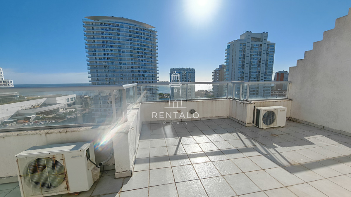 Apartamento ID.883 - Apartamento penthouse en venta 2 dormitorios en Punta del este 