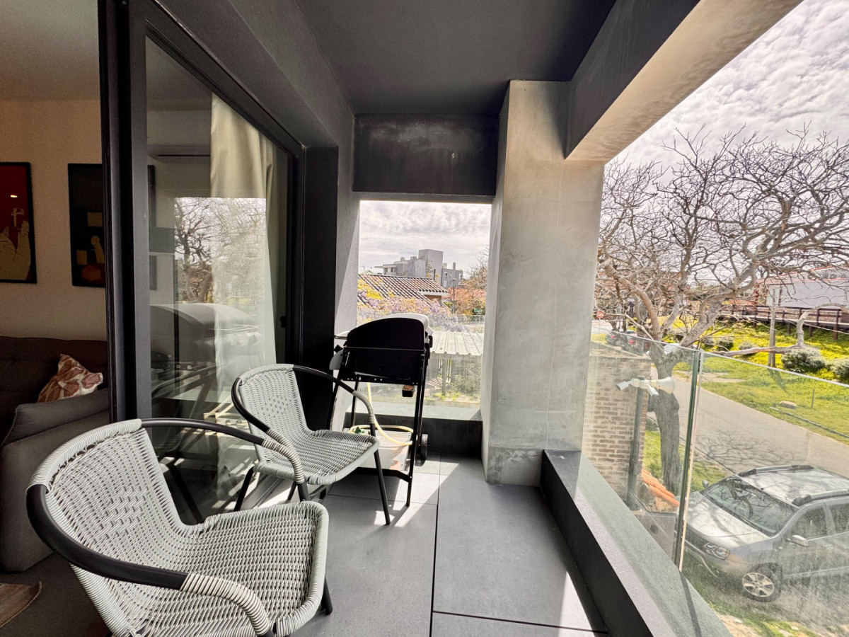 Apartamento en venta en playa mansa! Punta del este
