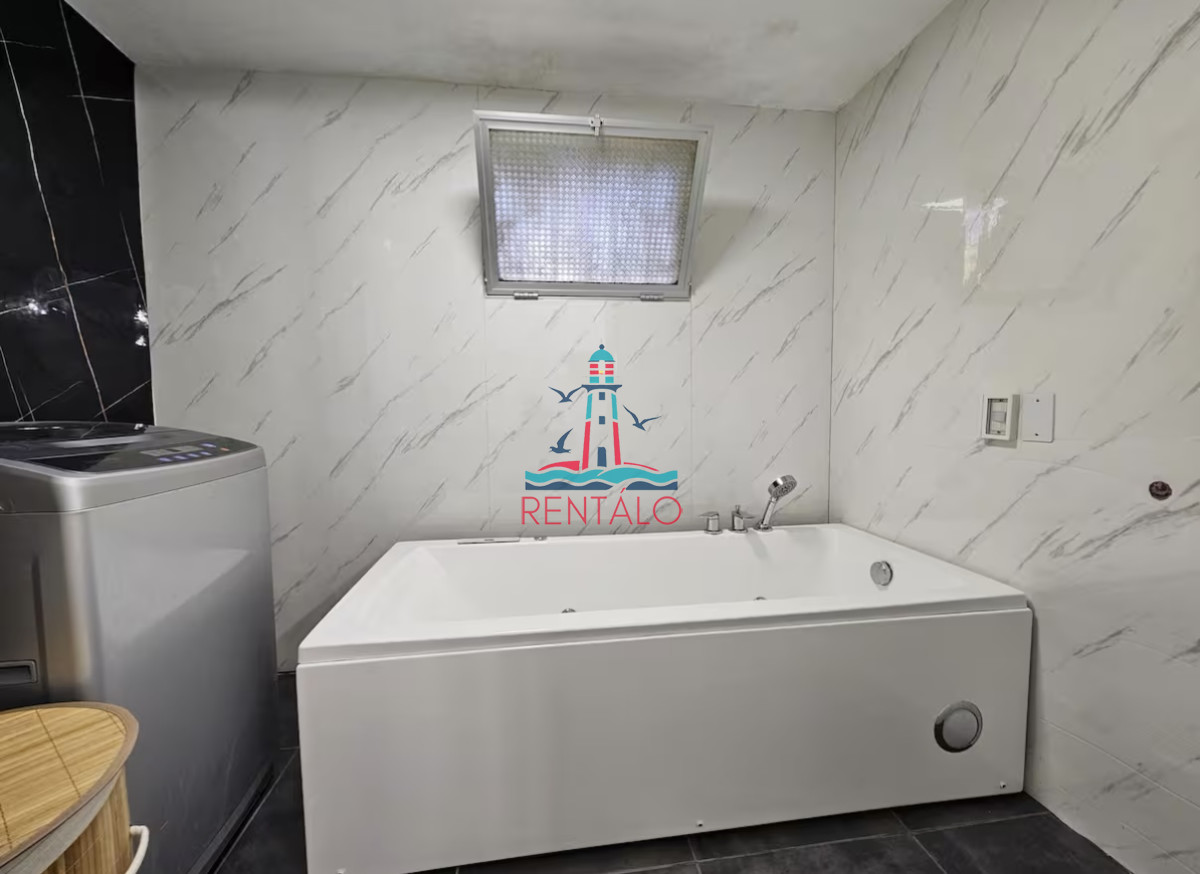 Casa ID.547 - Casa en alquiler en Punta del este de 5 dormitorios con piscina 