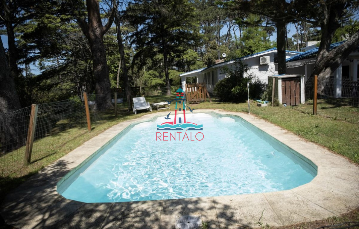 Casa ID.543 - Casa en alquiler temporal en Punta del Este 5 dormitorios con piscina 