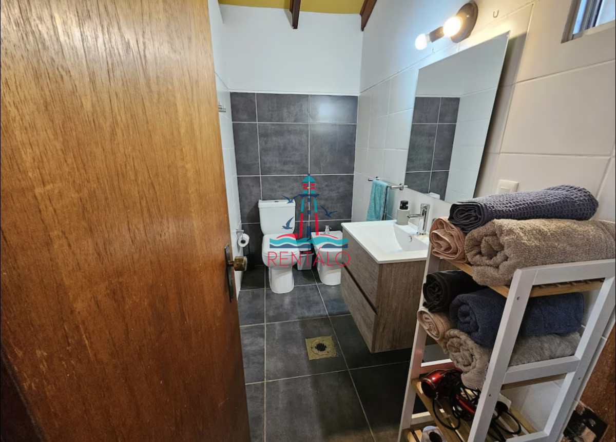 Casa ID.547 - Casa en alquiler en Punta del este de 5 dormitorios con piscina 