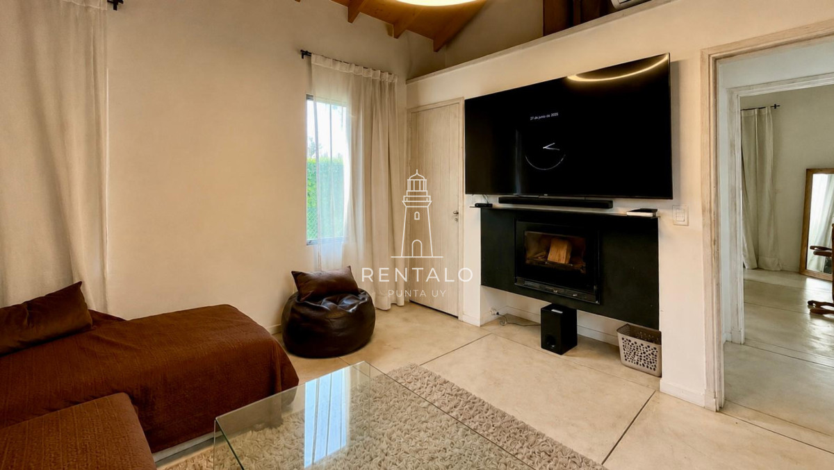 Casa ID.1305 - Casa en venta Rincon del Indio, Punta del este.