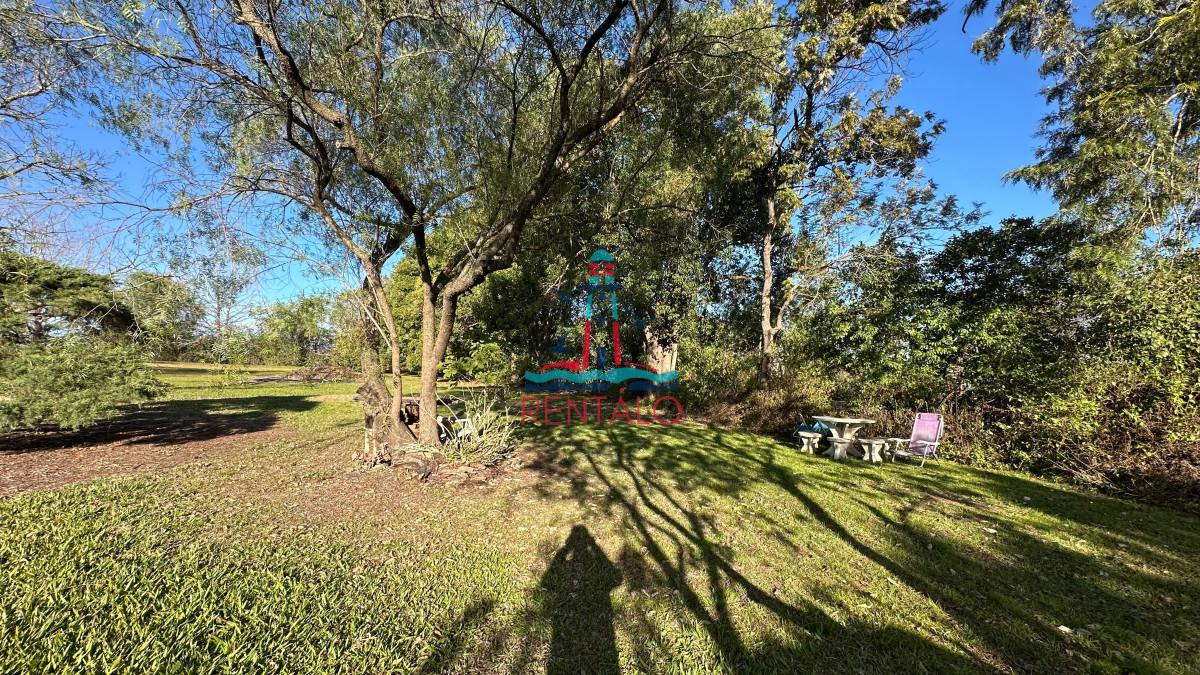 Casa ID.446 - Casa de 4 dormitorios en Salto con piscina 