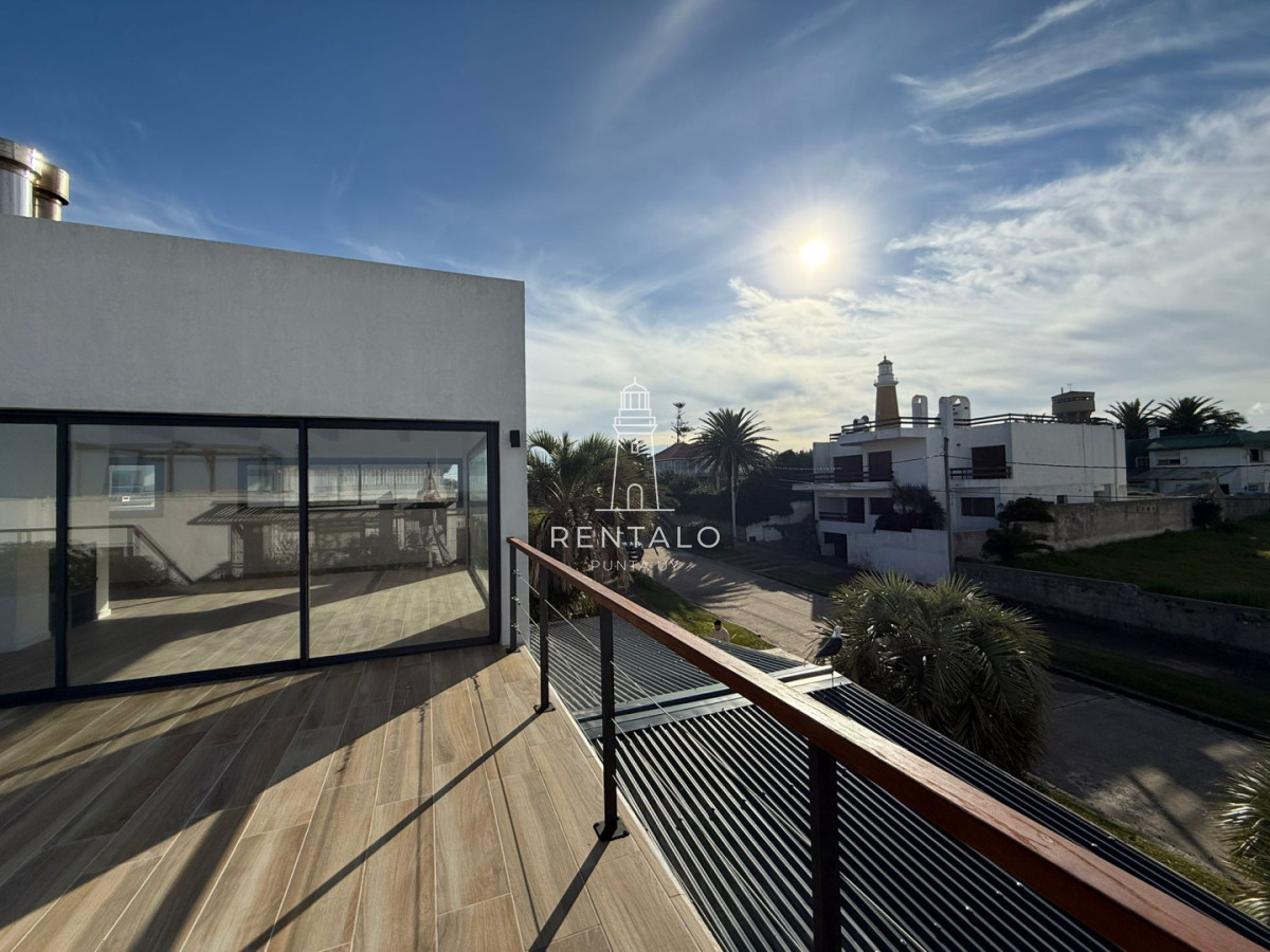 Casa ID.1075 - Casa en venta peninsula de Punta del este 4 dormitorios 