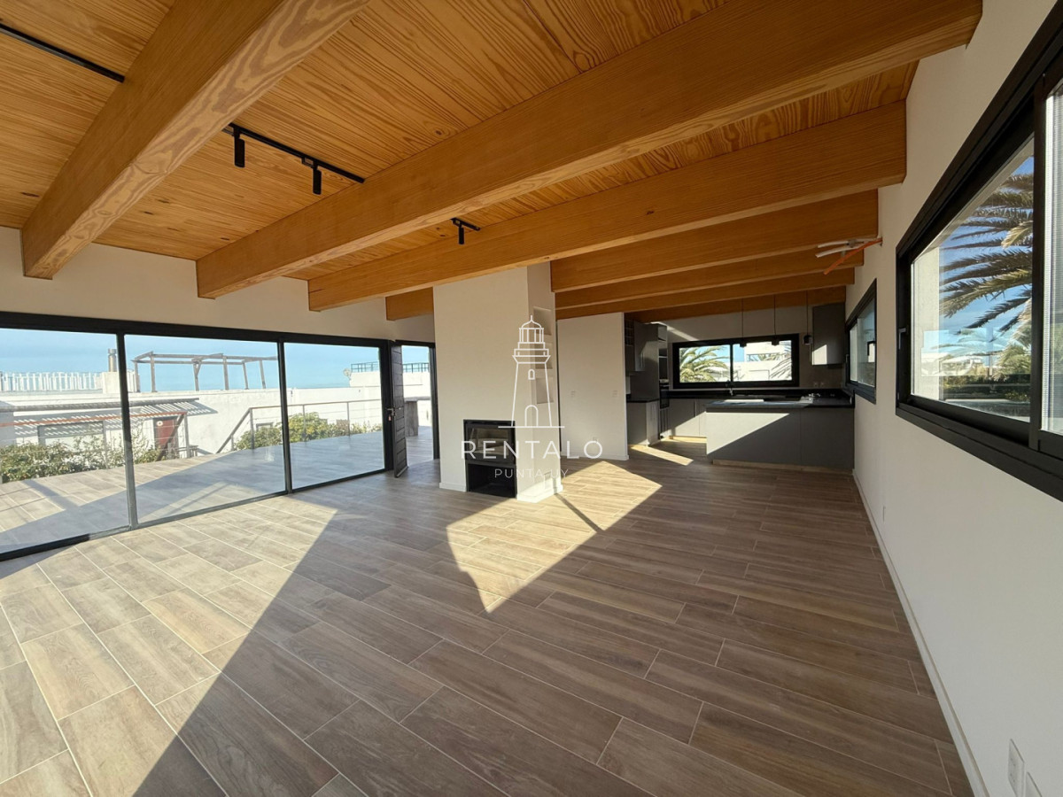 Casa ID.1075 - Casa en venta peninsula de Punta del este 4 dormitorios 