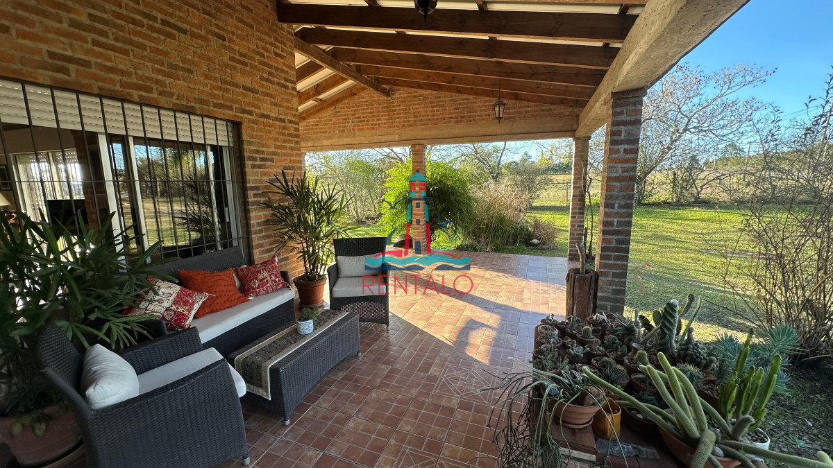 Casa ID.446 - Casa de 4 dormitorios en Salto con piscina 