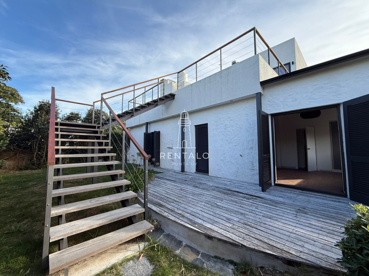 Casa ID.1075 - Casa en venta peninsula de Punta del este 4 dormitorios 