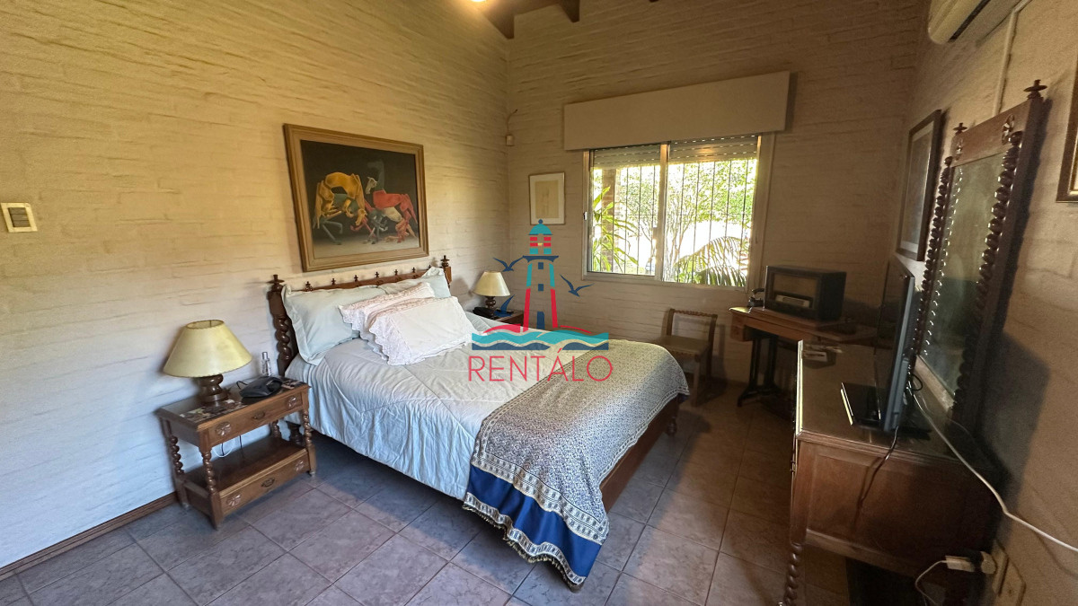 Casa ID.446 - Casa de 4 dormitorios en Salto con piscina 