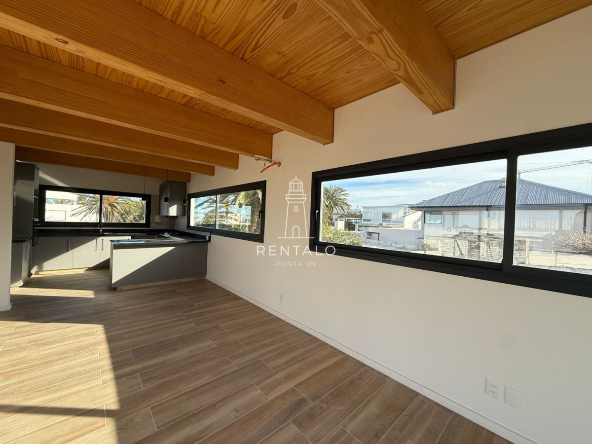 Casa ID.1075 - Casa en venta peninsula de Punta del este 4 dormitorios 