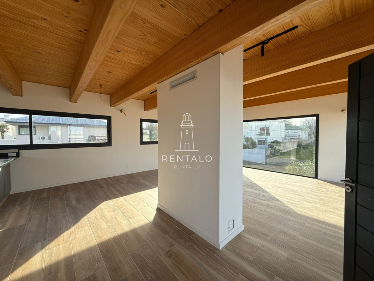 Casa ID.1075 - Casa en venta peninsula de Punta del este 4 dormitorios 