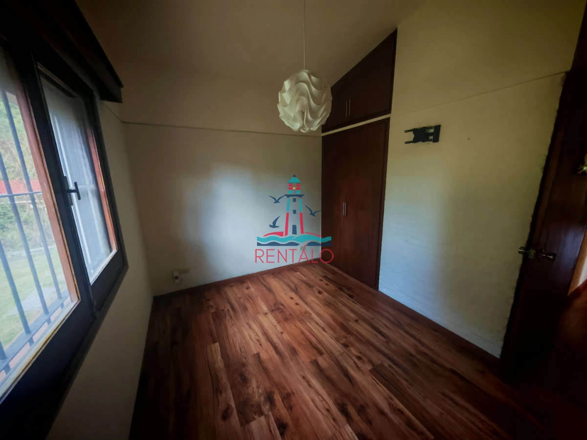 Casa ID.811 - Alquiler de temporada casa de 3 dormitorios en Punta del este 