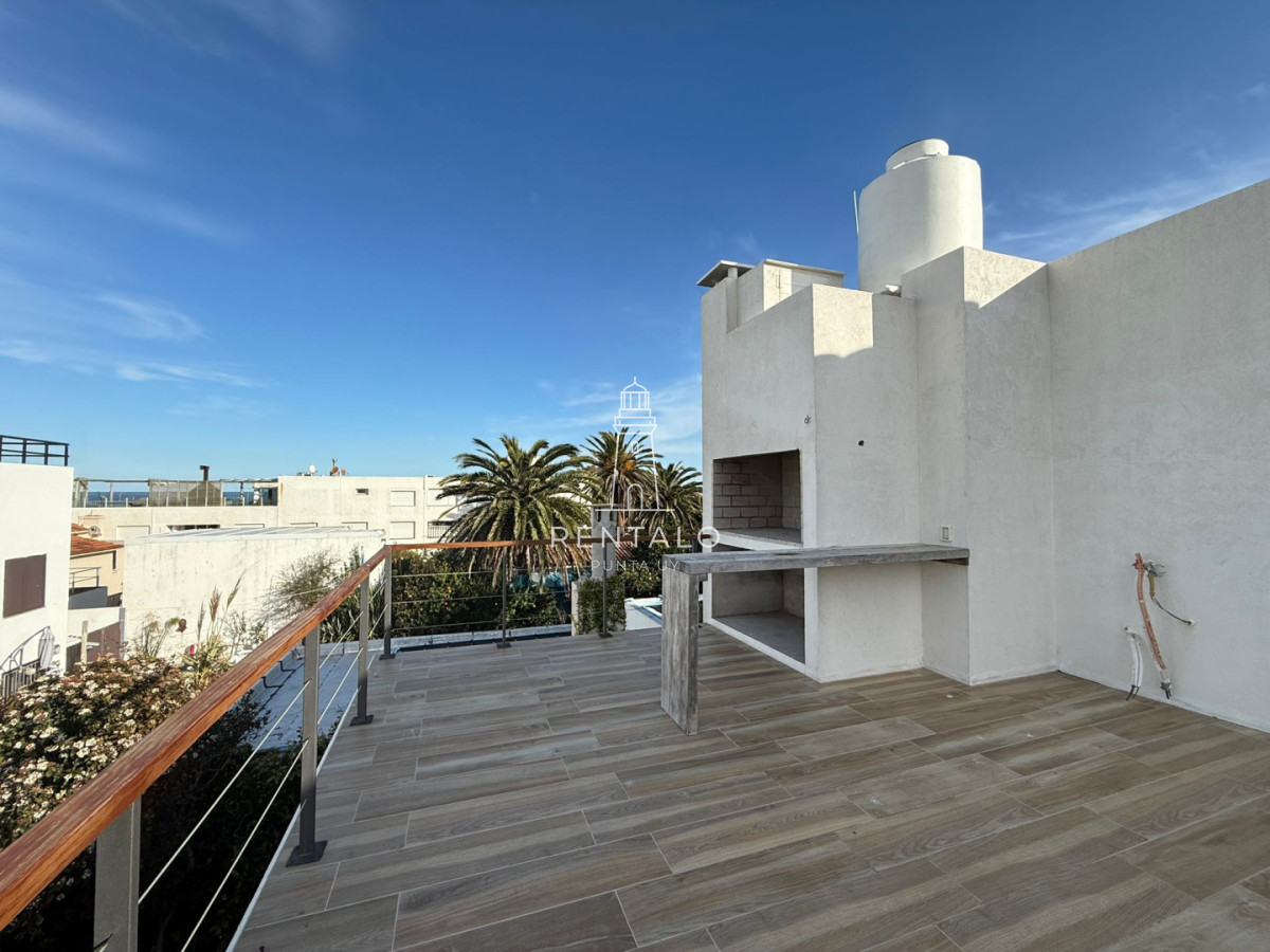 Casa ID.1075 - Casa en venta peninsula de Punta del este 4 dormitorios 