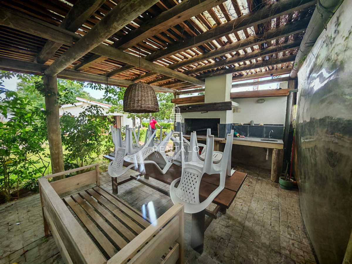 Casa ID.811 - Alquiler de temporada casa de 3 dormitorios en Punta del este 
